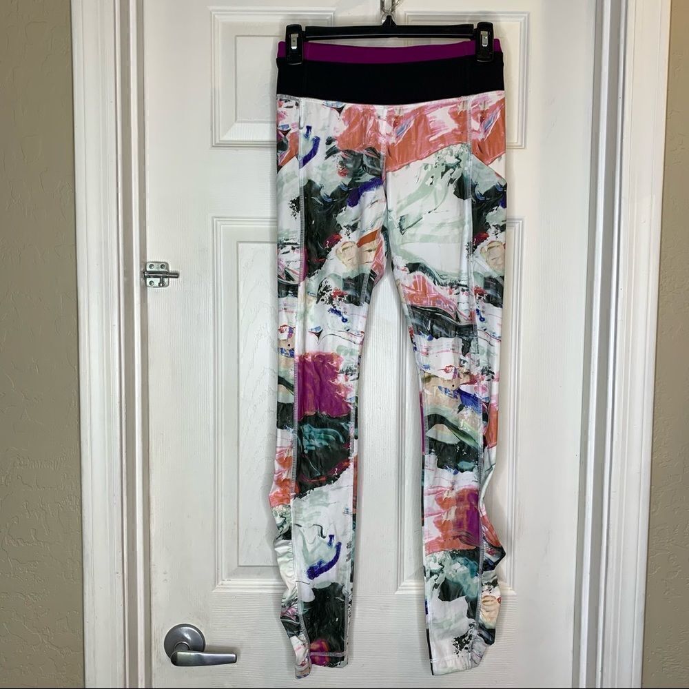 Lululemon Speed Tight III *All Full-On Luxtreme Pigment Wave Multi Plum Size 4